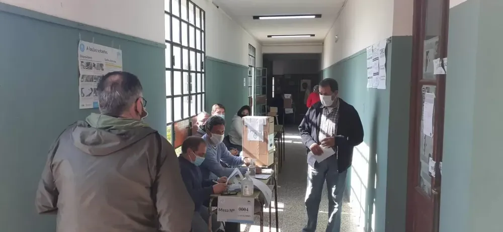 Con fuerte presencia en las urnas se impuso el radicalismo en Las Flores
