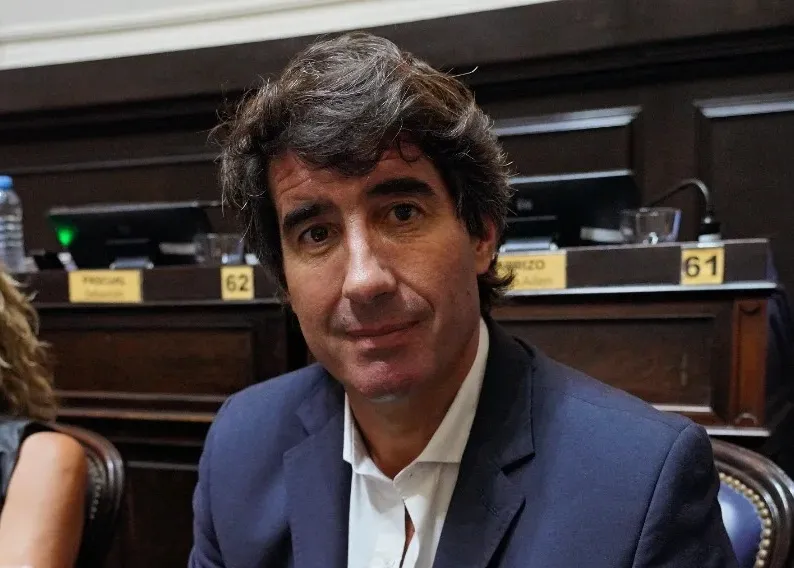 Matías Civale, presidente del bloque Acuerdo Cívico UCR+GEN en Diputados BA