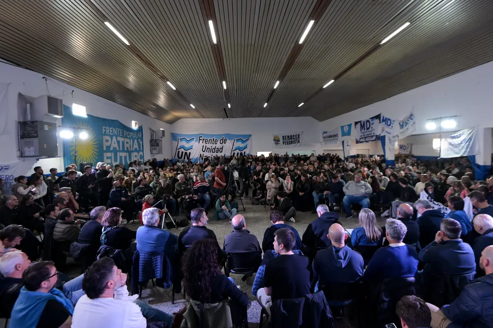 Plenario Movimiento Derecho al Futuro Sexta Seción