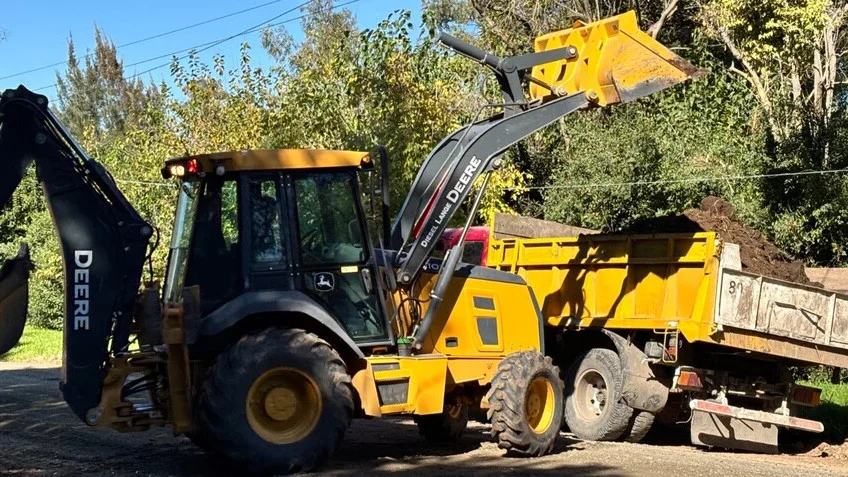 Luján avanza con obras viales en barrios y el centro de la ciudad