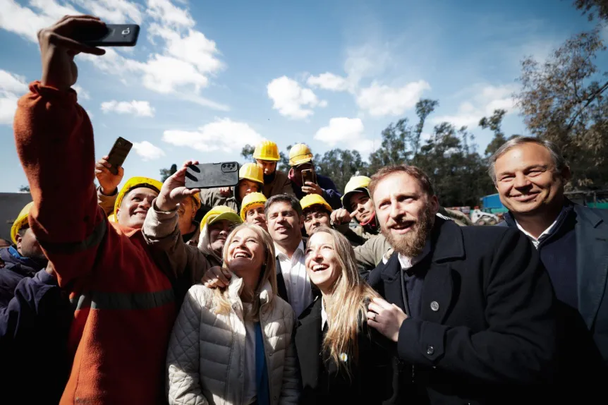 Kicillof junto a Magario, Otermín y Cascallares