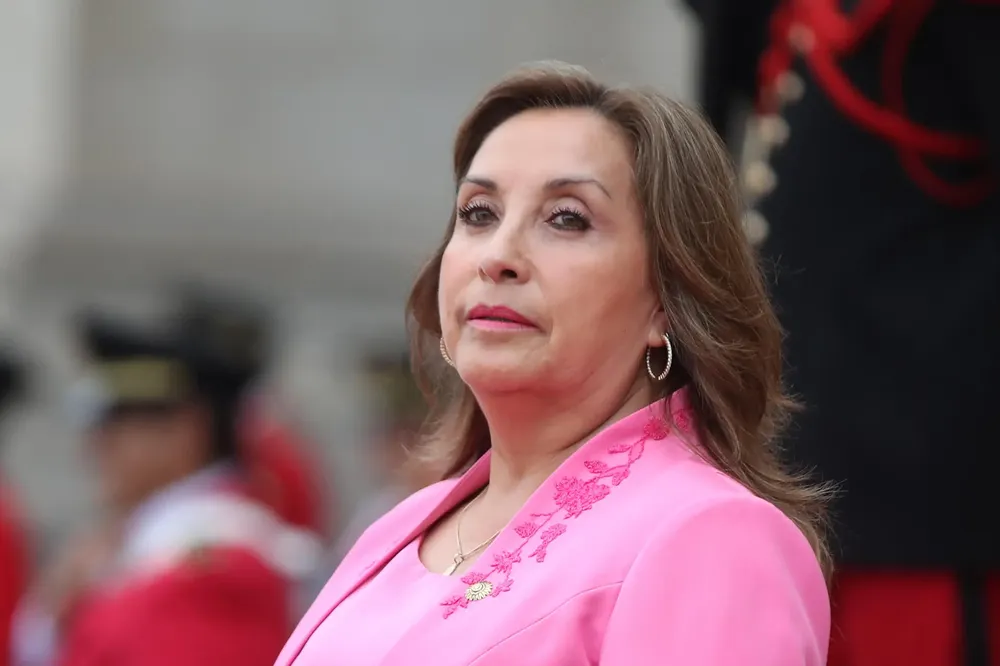 Dina Boluarte, presidenta de Perú
