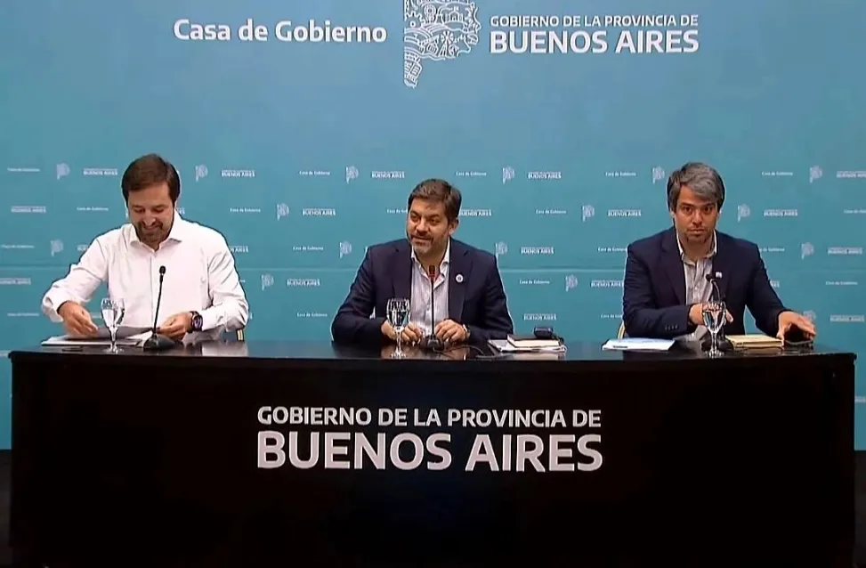 conferencia de prensa semanal desde la Gobernación bonaerense