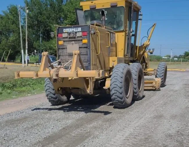 Más infraestructura urbana mejorado de calles y nuevas luces LED en Presidente Perón 2