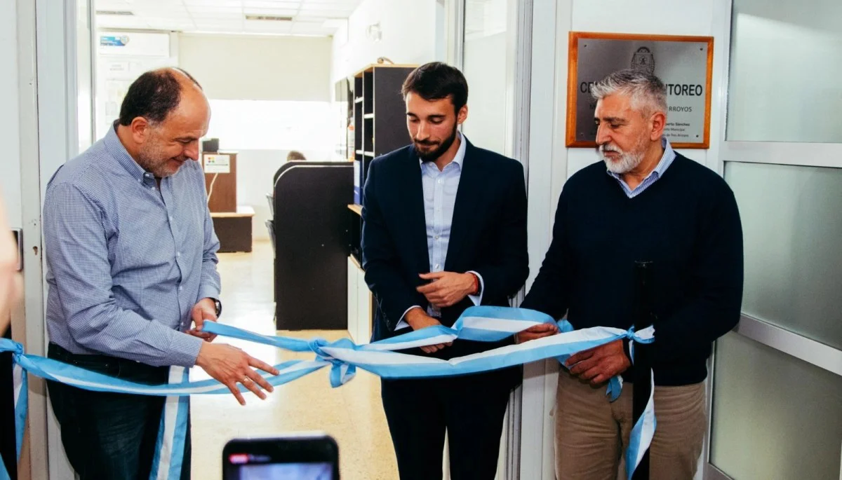 El intendente Pablo Garate y el secretario de Seguridad, Juan Apolonio, durante la inauguración del Centro de Monitoreo 