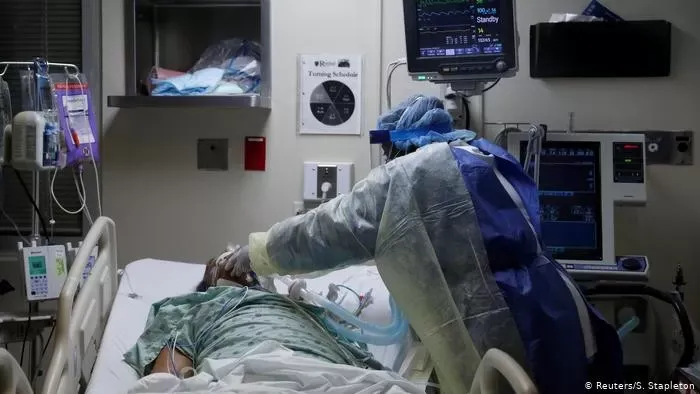 ¨No estamos discutiendo política educativa sino política sanitaria¨