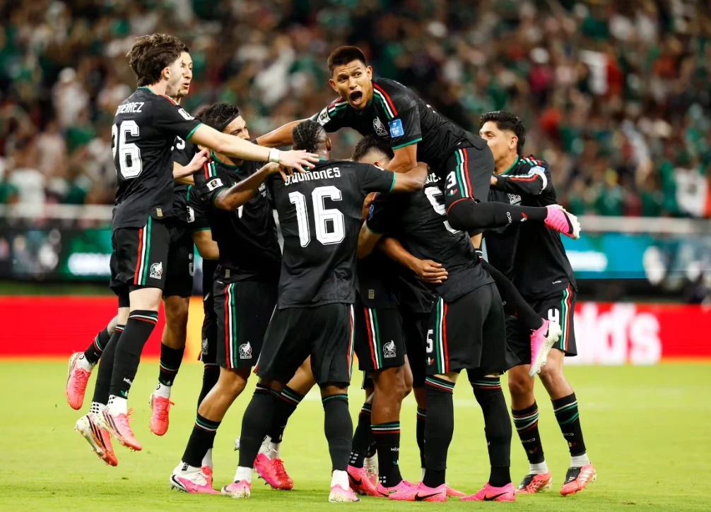 México avanza en el Mundial 2026.