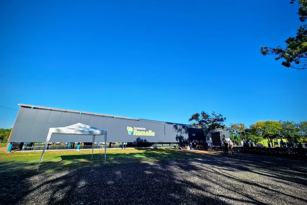 Kicillof inauguró el primer centro universitario de Ramallo1