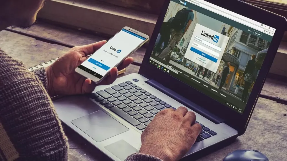 Buscan empleados en dos famosas cadenas de supermercados: Cómo postularse y cuánto se gana