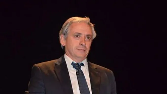 Le reclaman a Gastón que se haga cargo de la crisis laboral