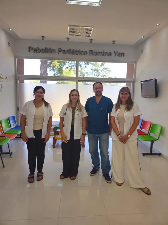 Diálogo con el sector comercial y nuevos profesionales en el Hospital municipal 2