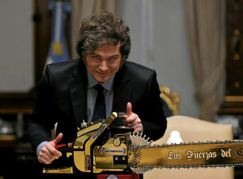 Milei ajusta en el presupuesto 2027