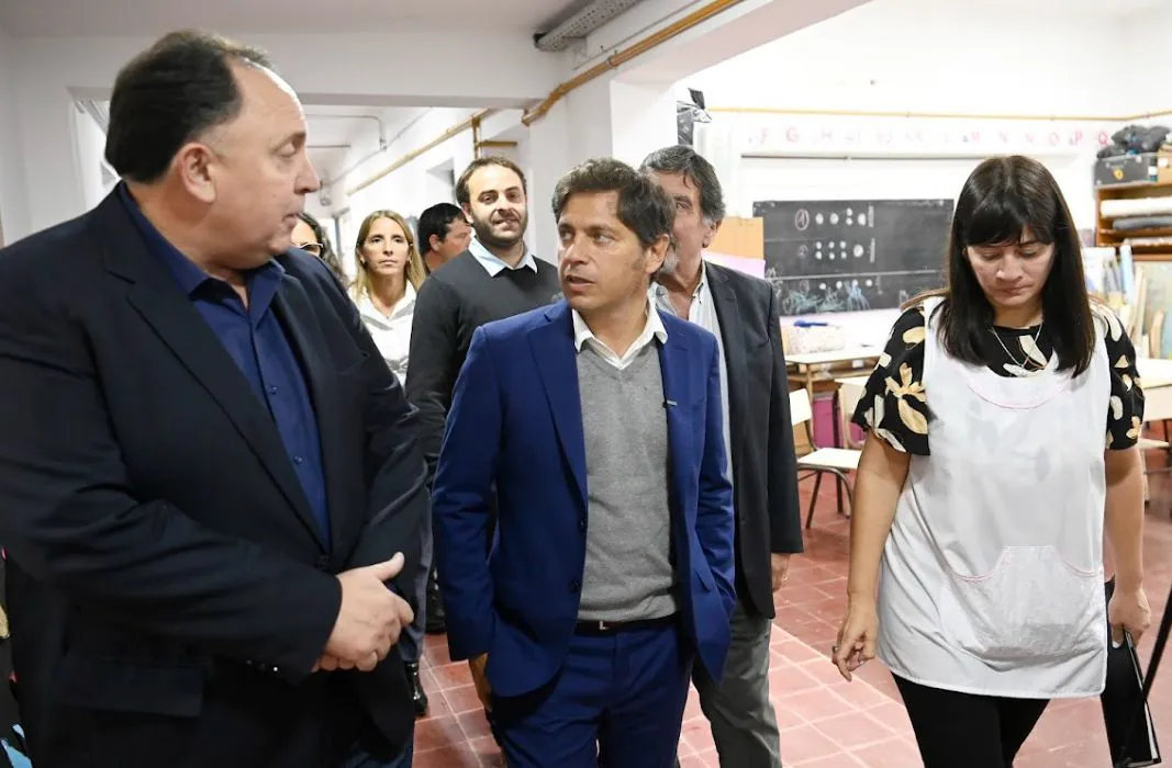 El gobernador recorrió la obra junto al intendente Javier Osuna