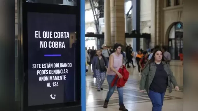 Las organizaciones sociales hicieron sentir sus reclamos en una jornada tensa