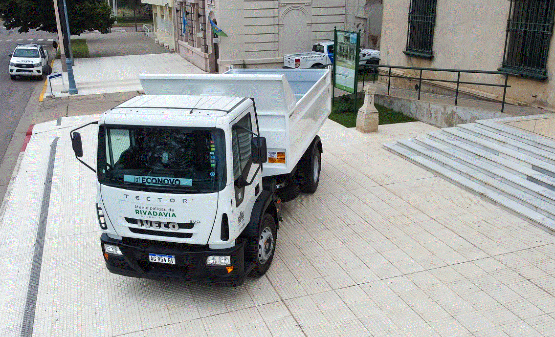 Rivadavia cuenta con nuevo camión.