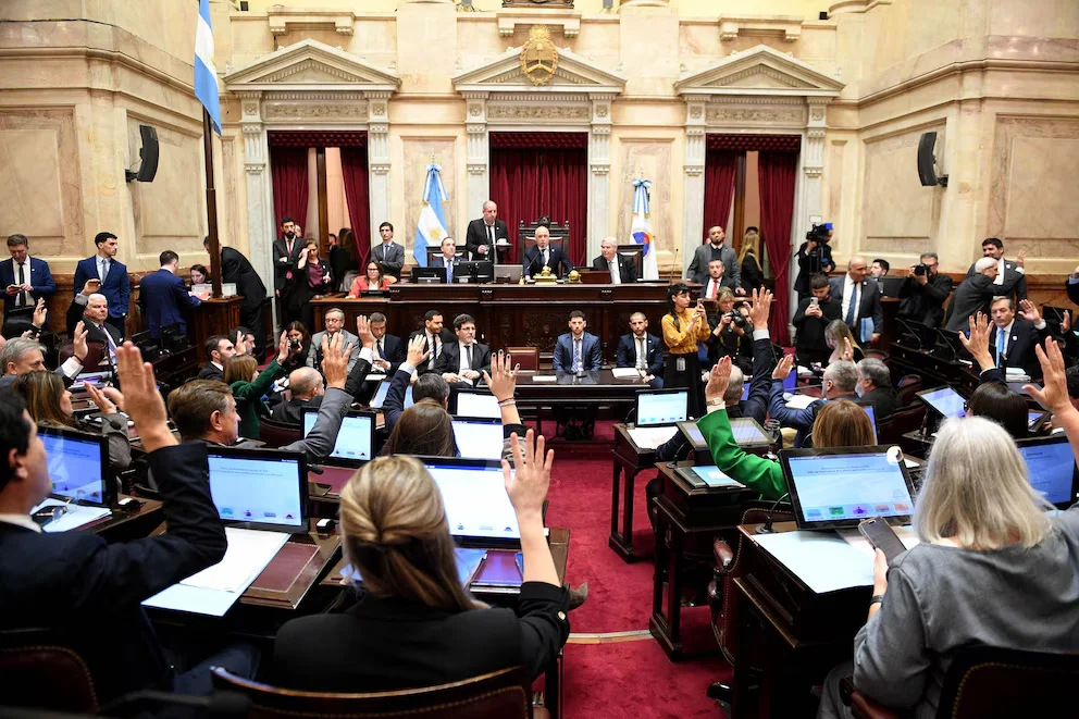 Senado Ley de Tierras