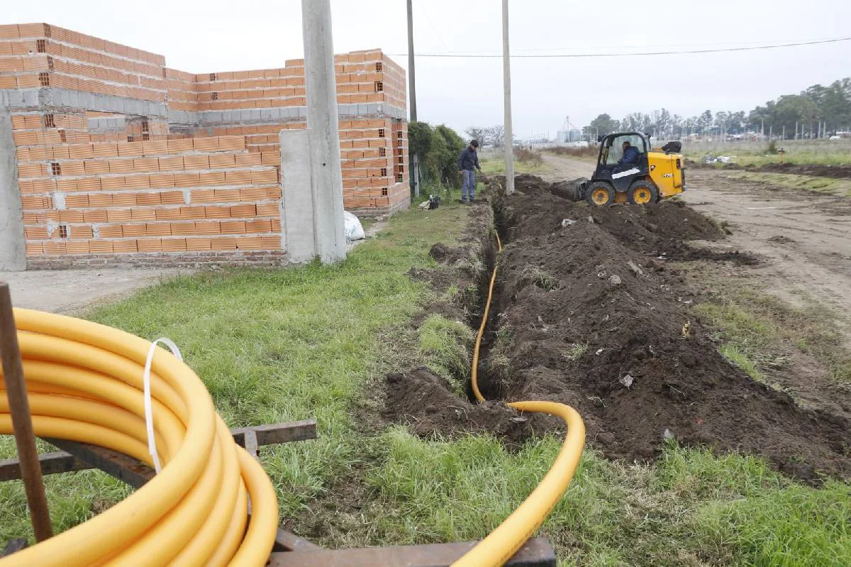 Bolívar inició la obra de extensión de la red de gas natural en el Barrio Universitario