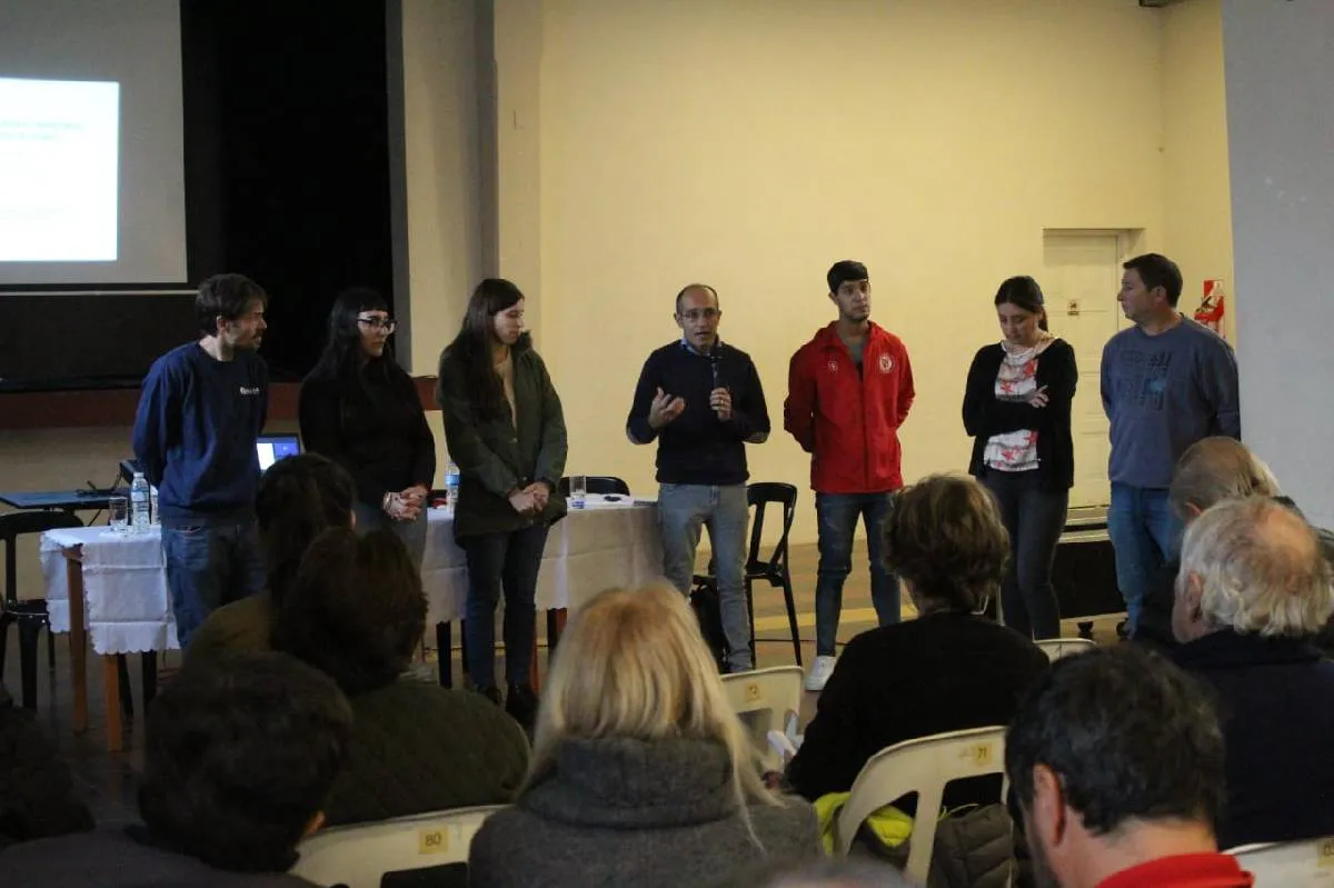 Pisano se reunió con vecinos de Pirovano.