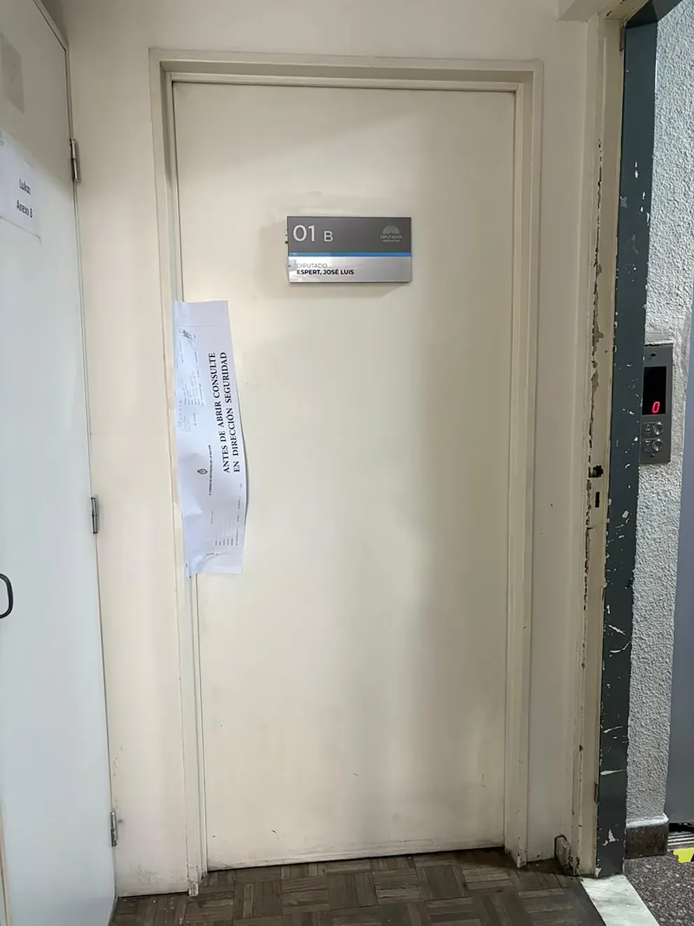 oficina Espert allanamiento