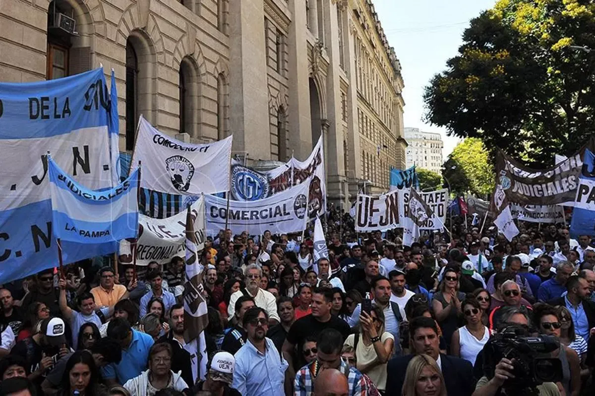 Perez Esquivel, Nora Cortiñas y Justicia Legitima pidieron el juicio politico a la Corte Suprema