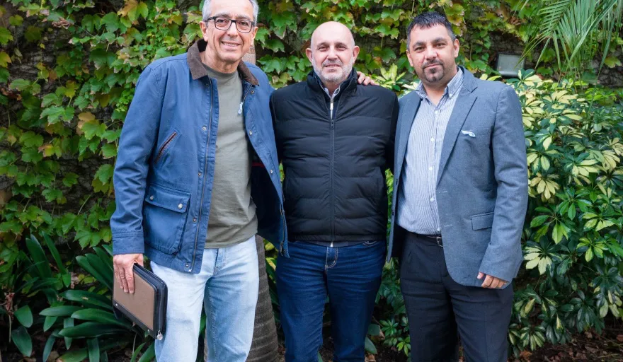 Alexis Guerrera, recibió a Claudio Urio y Guillermo Tapia Alexis Guerrera, recibió a Claudio Urio y Guillermo Tapia