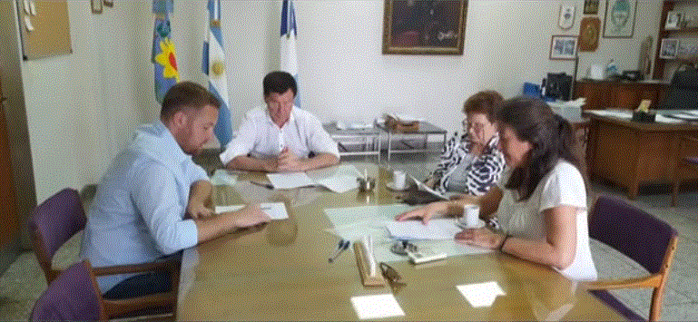 Chalde firmó un relevante convenio con Empleados de Comercio