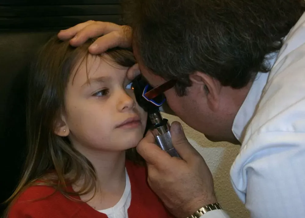 Las Prepagas ajustan otra vez desde noviembre 1 Cada vez más médicos de prepagas cobran copagos a los pacientes