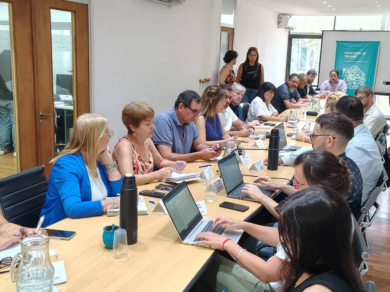 Paritarias: la Provincia ofreció 1,5% y chocó con todos los gremios