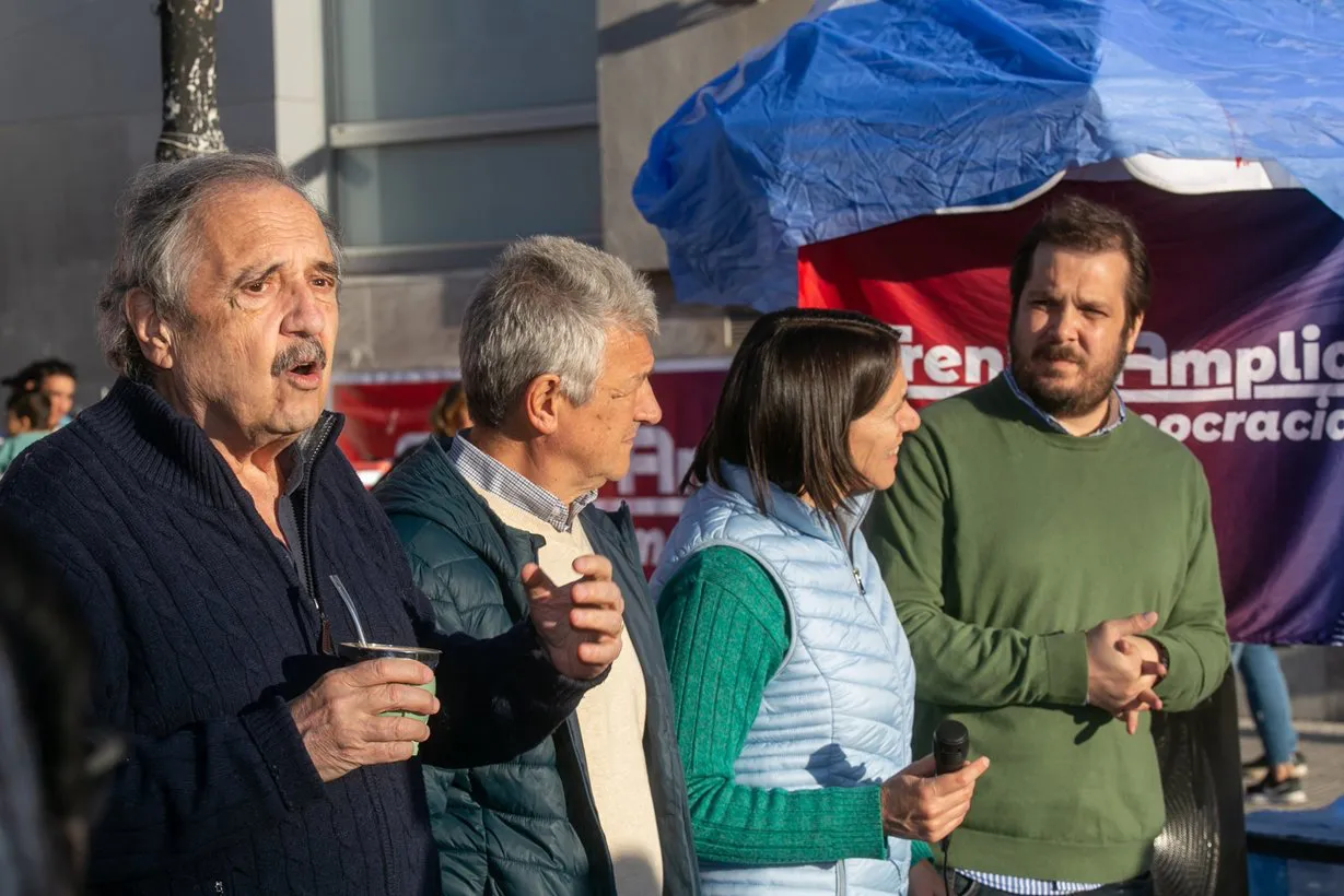 Ricardo Alfonsín recorre la provincia con su Frente Amplio para la Democracia (FAD)