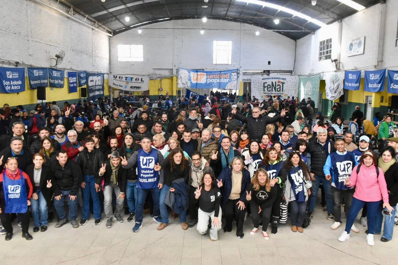 Unidad Popular apuesta al liderazgo de Kicillof y exige juicio político a Milei