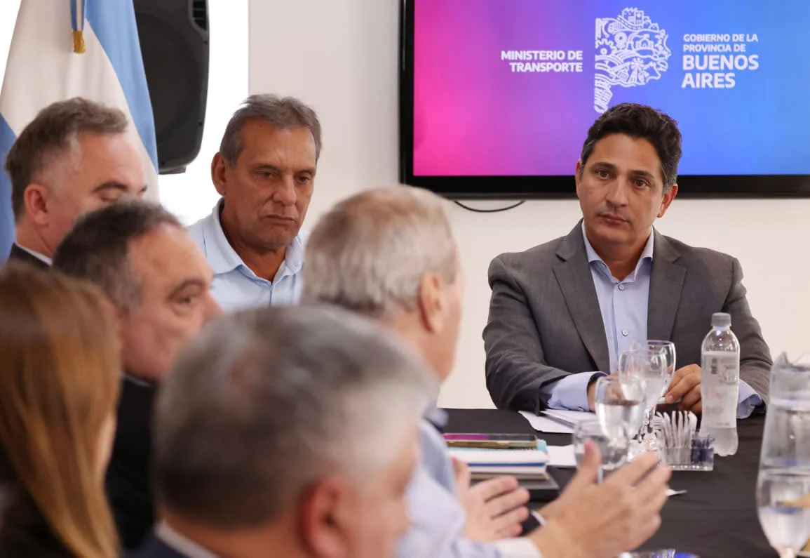 Martín Marinucci y empresarios del transporte
