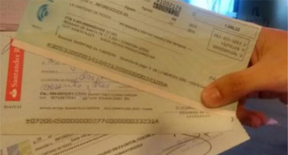 El gobierno incluye a las operaciones con criptomonedas en el impuesto al cheque