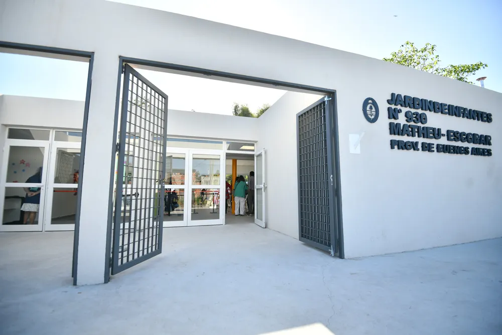 kicillof y sujarchuk Escobar 5