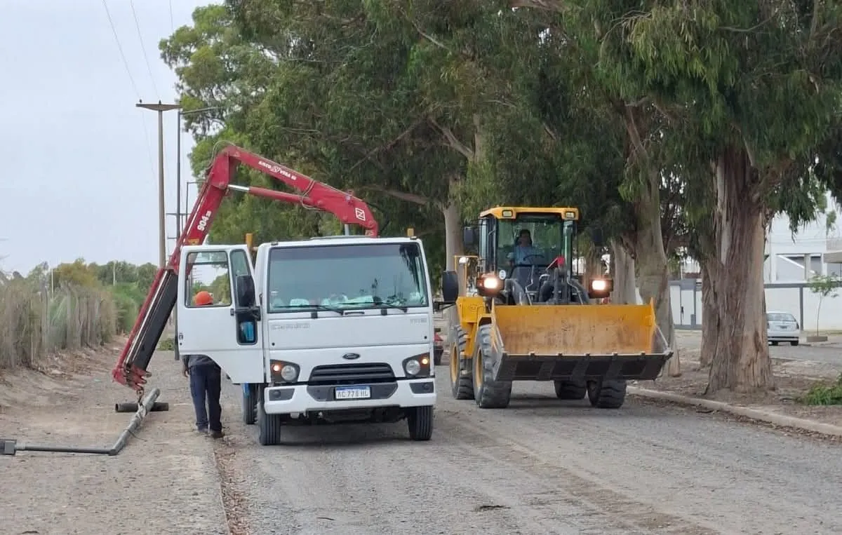 Avanza la obra de nuevo alumbrado público en Celedonio Miguel