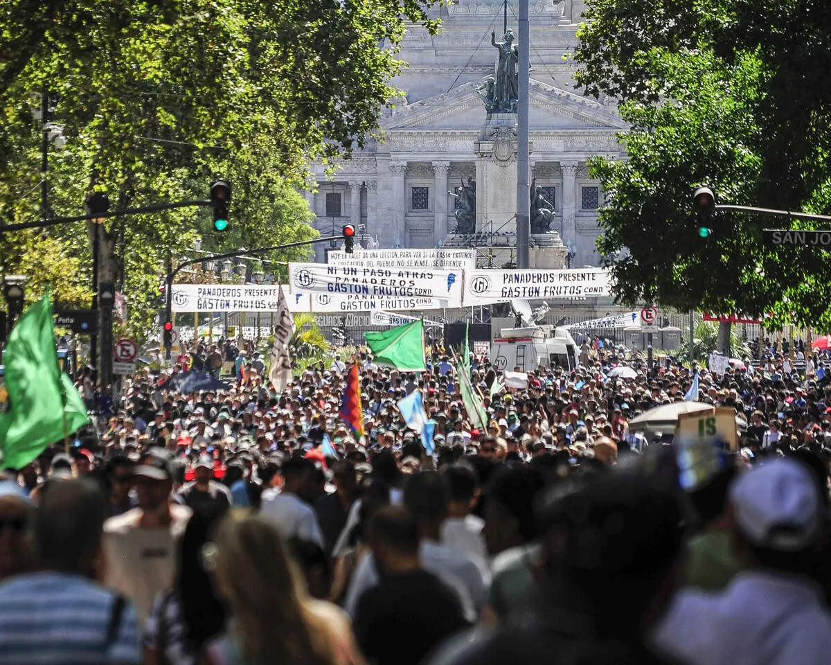 ATE convoca paro y movilización contra el veto presidencial ATE convoca paro y movilización contra el veto presidencial
