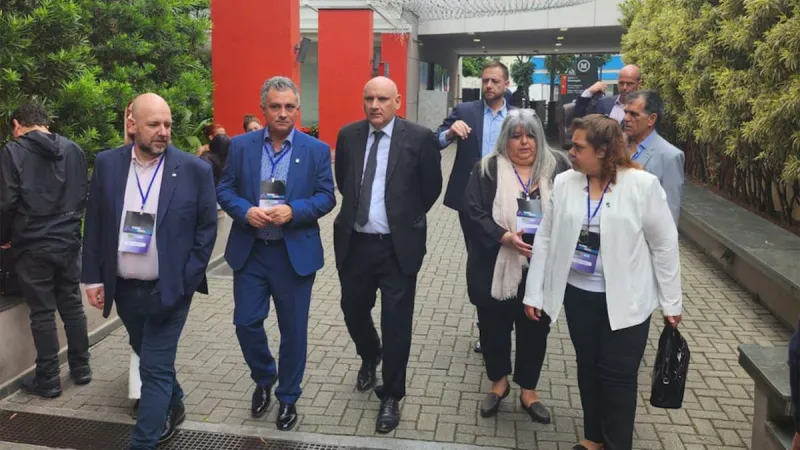 VIVAC 2026 fue organizado por el Foro Alberdiano, entidad encabezada por Niveyro y Pareja como presidente honorario.