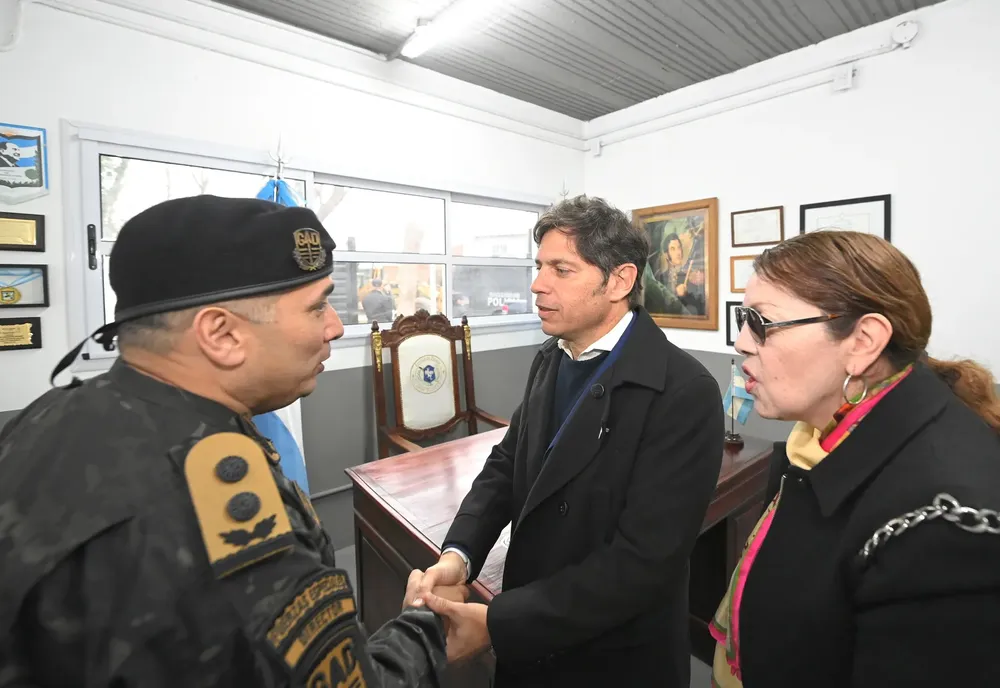 Kicillof inaugura destacamentos y refuerza la seguridad en Guernica4