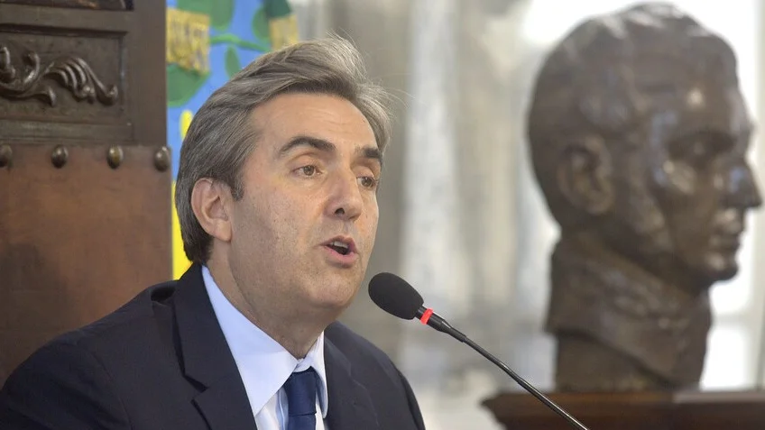 Boto inauguró sesiones en Luján.