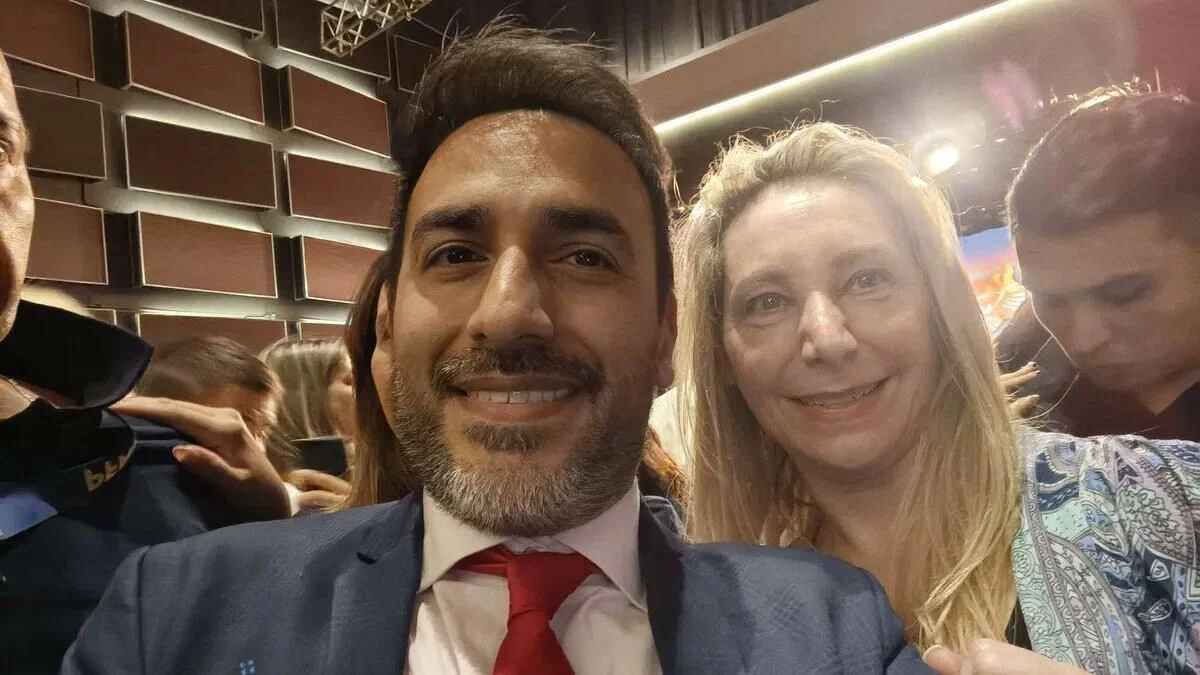 Alejandro Sarubbi Benítez y Karina Milei.