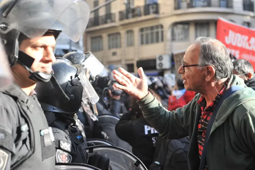 Represion Jubilados 1