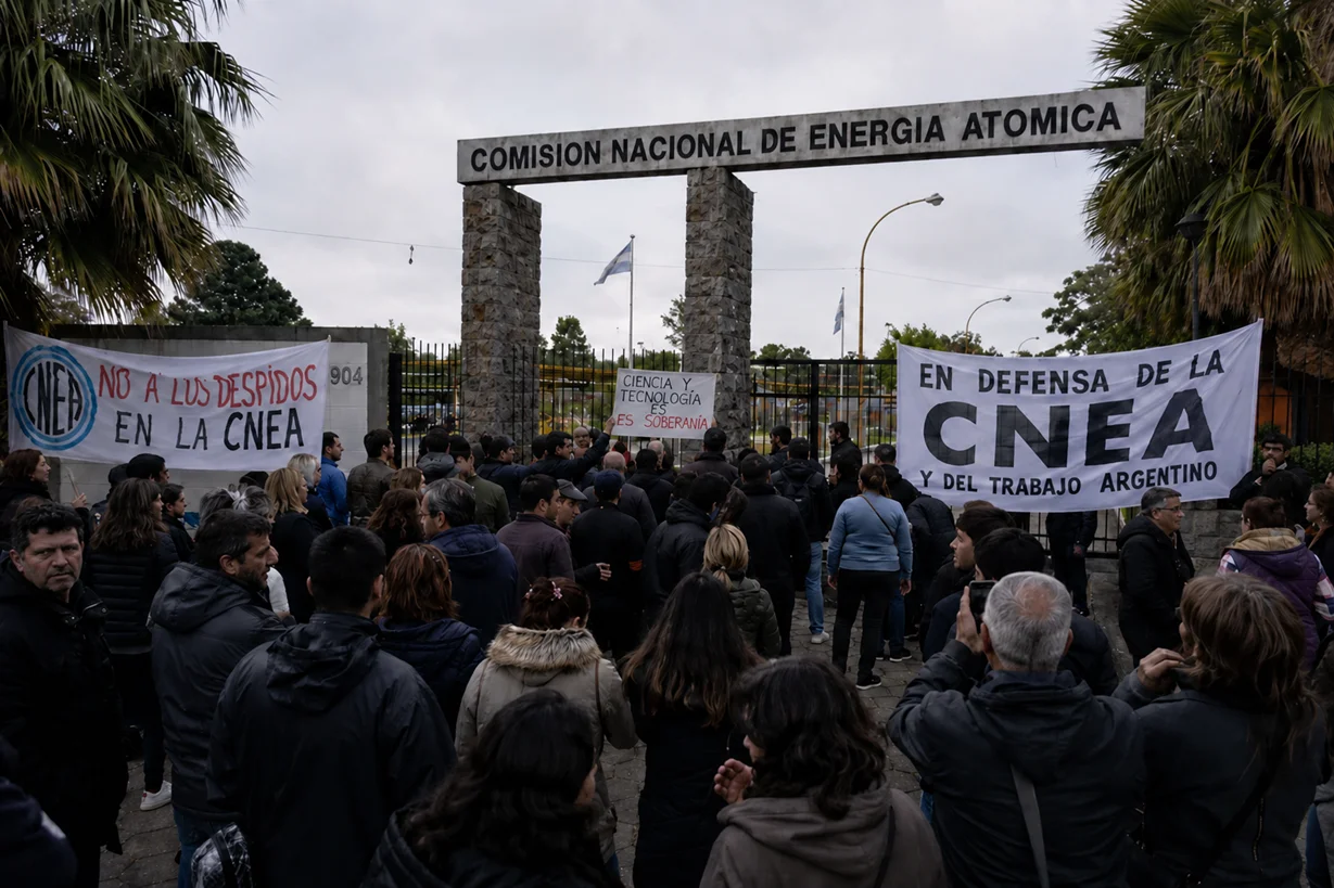 La crisis en la CNEA abre una discusión de fondo sobre el futuro nuclear argentino