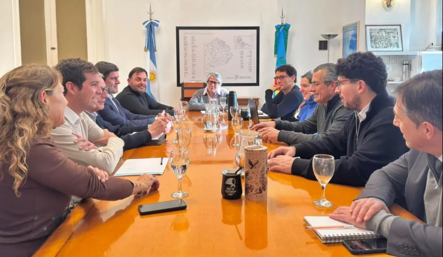 Flavia Terigi con intendentes radicales