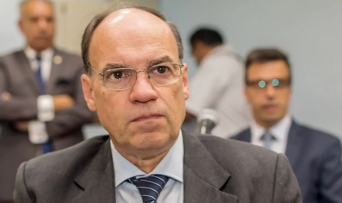 El senador Pablo Blanco busca impedir que se venda el Banco Nación